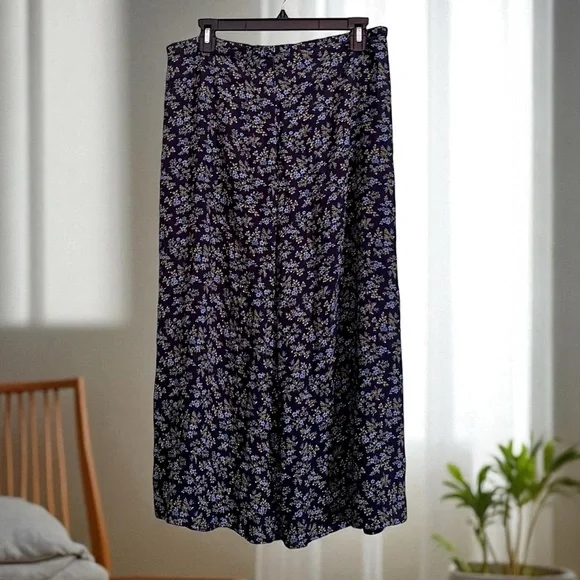 Vintage L.L.Bean Floral A-Line Midi Skirt Blue Rayon Lined Size 10 Regular - Picture 4 of 5